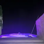 Stone House With Pool 别墅