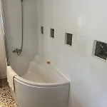 别墅 Stone House With Pool