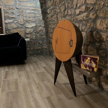 Villa Stone House With Pool