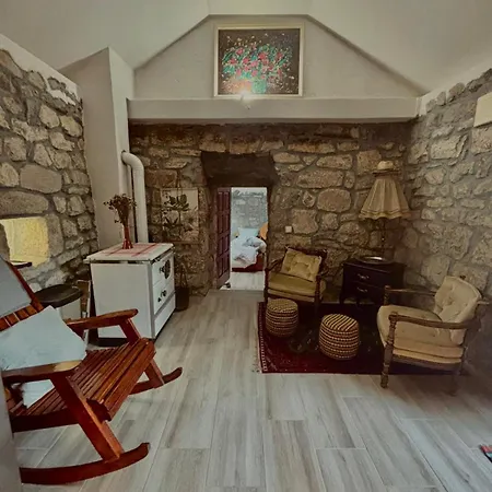 Villa Stone House With Pool *